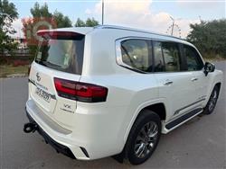 تۆیۆتا لاند کروزەر